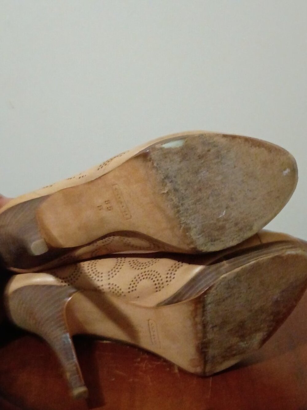 Women's Coach Bethanie Sand Platform Pump - Size 8.5B Brown - Picture 4 of 13